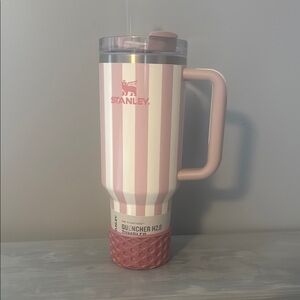 Stanley Pink Striped Quencher H2.0 Tumbler